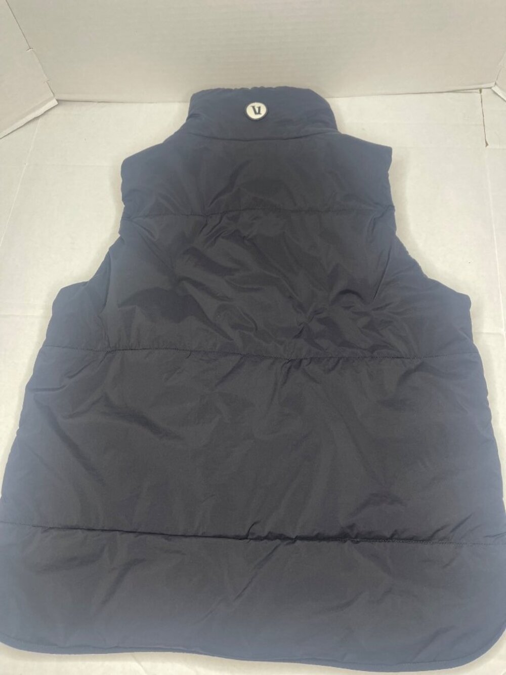 Vuori Canyon Insulated Black Vest SZ S Full-Zip Lightweight Winter Hiking Casual